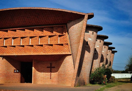 La obra del ingeniero Eladio Diest la iglesia de la Atlantida