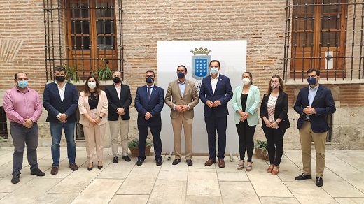 Medina del Campo recibe al alcalde de Lebrija y rubrica su entrada en la Ruta Nebrisense.