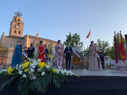 Proclamación de Guardesa, Damas y Guardesa de Honor de las fiestas y el pregón protagonizado por el Doctor en Medicina en la rama de Psiquiatría, Master en Psicología Médica y especialista en Psiquiatría Forense, colaborador del programa Cuarto Milenio y vinculado familiarmente a Medina del Campo, José Miguel Gaona