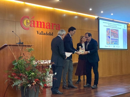 Entrega del premio concedido a pasteleria Cipriano Martín