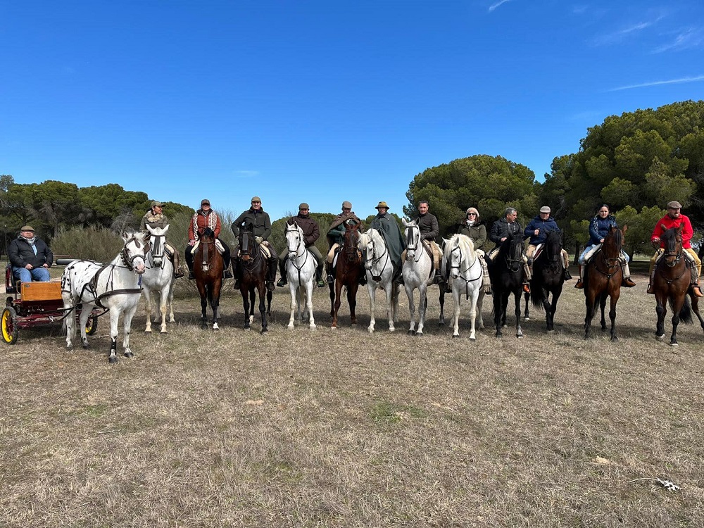 Llegan los jinetes de la Ruta Nebrisense a Medina del Campo. (REGRESAMOS)