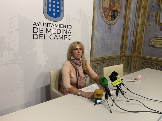 La edil de Personal, Paloma Domínguez, detalla el acuerdo de teletrabajo / Cadena SER
