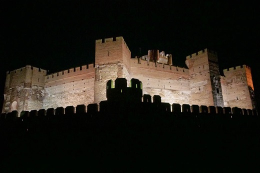 Castillo de La Mota: experiencia, horarios, precios y fotos.



Castillo de La Mota: experiencia, horarios, precios y fotos.