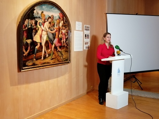 Cristina Aranda, concejala de cultura de Medina del Campo en la presentación de: El Expolio (Jesús despojado de sus vestiduras)