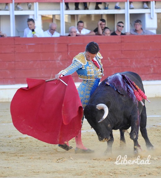 Ferrera, Urdiales y Aguado salen a hombros en Medina del Campo.