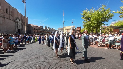 La procesión de San Antolín en Medina del Campo, en imágenes.