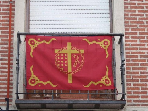 Los reposteros ya cuelgan en las fachadas de Medina del Campo / Cadena SER