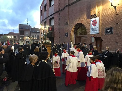 Momento de oración en el Rosario de Mujeres / Cadena SER