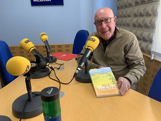 Alfonso Hernández anuncia la presentación, a título póstumo, del libro de poemas de su esposa / Cadena SER