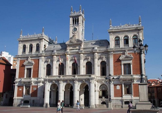 Fachada del Ayuntamiento de Valladolid. R. Alonso