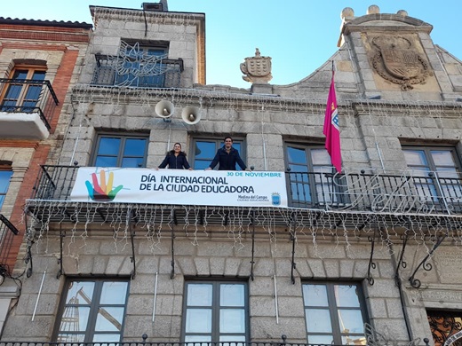 Exposición, manifiesto y taller intergeneracional para celebrar el Día Internacional de la Ciudad Educadora en Medina del Campo 