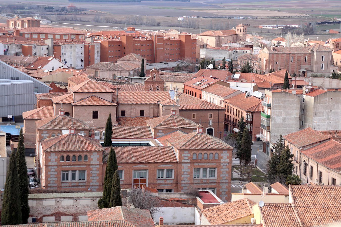 Vistas hacia la calle Almirante desde lo alto de la Colegiata de San Antolín