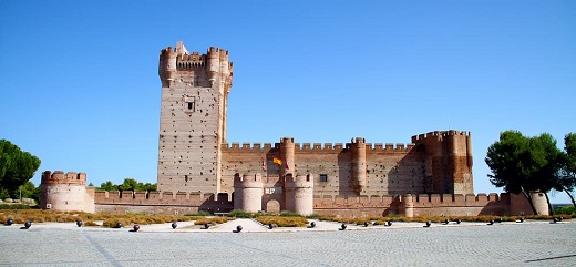 Castillo de la Mota de Medina del Campo, declarado Bien de Interés Cultural el 8 de noviembre de 1904