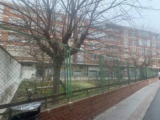Parque de la calle Mostenses que quiere remodelar el Ayuntamiento medinense / Cadena SER