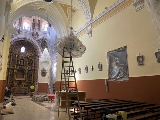 Restauración en la capilla