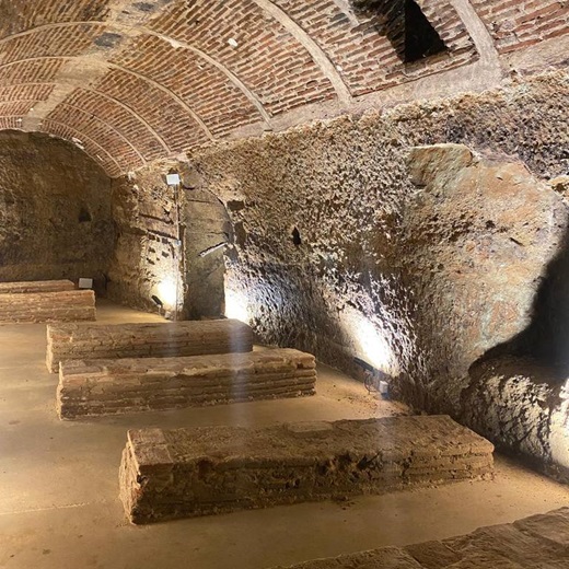 Las bodegas subterráneas, un referente histórico de La Seca y Nava del Rey / ser