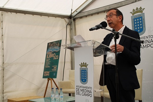 Medina del Campo hace literatura con un pregón de exaltación del libro y la lectura como legado de su historia.