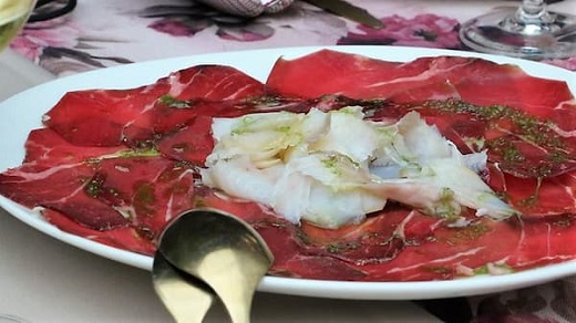 Capriccio de cecina con bacalao – Destino y Sabor 