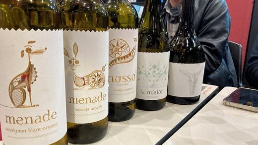 Vinos de Menade catados – La mesa del Conde