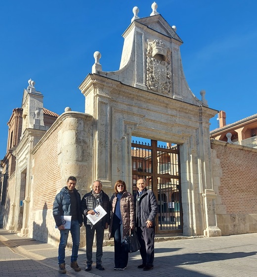 Ellos son Julio Valles, Rafa García y David Villorejo de la Academia Castellana y Leonesa de Gastronomía , acompañado por nuestra gerente de la asociación Isabel Zancajo