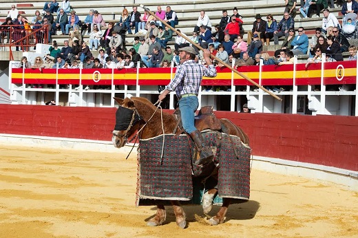 Medina del Campo abre un pequeño museo taurino en su plaza de toros.