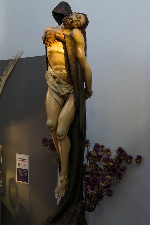 Cristo en brazos de la Muerte, obra de Ricardo Fleca para la Semana Santa de Medina del Campo. Fotografía: Junta de Semana Santa