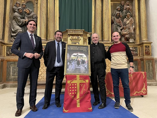 Guzmán Gómez Alonso, Carlos García Serrada, Rvdo. Juan Carlos Ramos, Director del programa “El Día del Señor” de TVE será el pregonero de la Semana Santa Medinense este año 2023. El próximo 28 de marzo en la Colegiata de San Antolín presentado el cartel de la Semana Santa 2023 de Medina del Campo, obra del fotógrafo Medinense Benjamín Redondo.