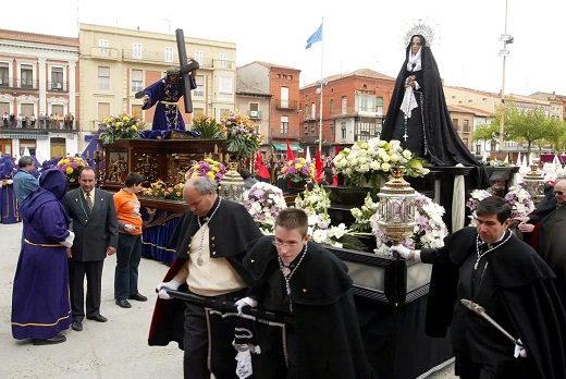 Procesión del Encuentro en Medina del Campo, Valladolid Rubén Cacho ICAL