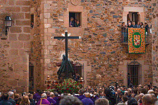 



Canto saeta en Semana Santa de Cáceres | Foto: Shutterstock



