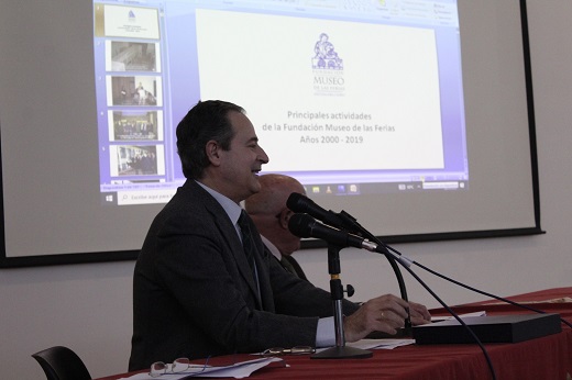 Homenaje a D. Antonio Sánchez del Barrio y su equipo por las Tertulias Literarias.