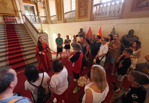 Ruta teatralizada "Reinas de Valladolid" PHOTOGENIC (REGRESAMOS)