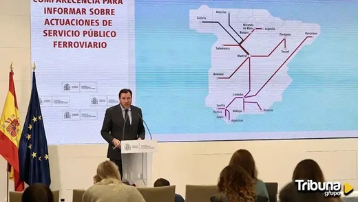 El ministro de Transportes, Óscar Puente, presentando las nuevas líneas férreas.