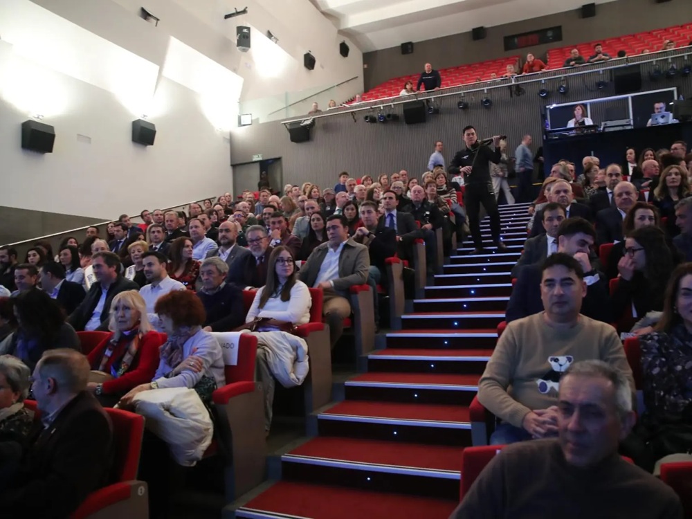 Gala de entrega de los Premios Fernando de Antequera en Medina del Campo (Regresamos) Gala de entrega de los Premios Fernando de Antequera en Medina del Campo