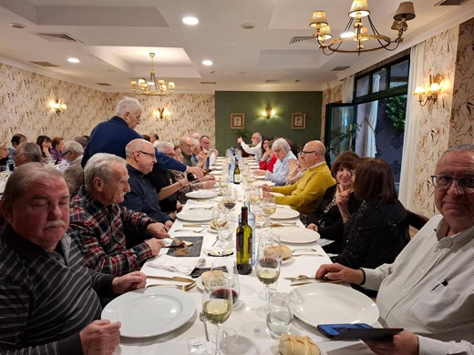 Comida Navidad antiguos empleados Central Contable y Descuento y algun compañero de Valladolid. Comida Navidad antiguos empleados Central Contable y Descuento y algun compañero de Valladolid.