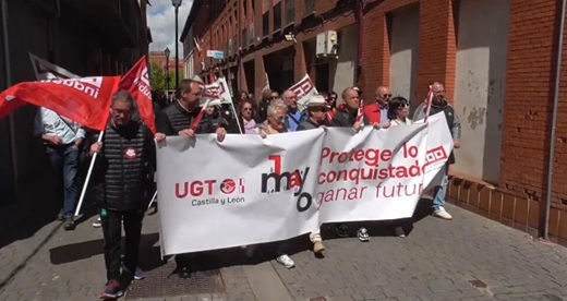Manifestación 1 de mayo en Medina del Campo // Fuente: Telemedina Canal 9