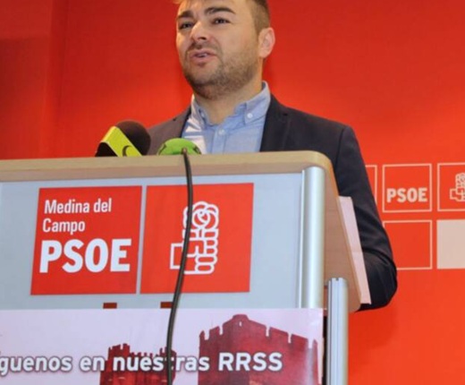Luis Manuel Pascual en la sede del PSOE // Paula de la Fuente