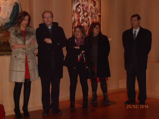 Autoridades asistentes a la primera muestra monográfica sobre Juan Picardo en el Museo de las Ferias de Medina del Campo