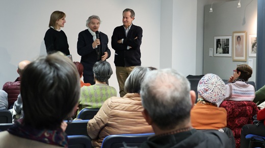 Cristina Aranda, concejala de cultura, Emiliano Allende Zapatero y Antonio Sánchez del Barrio en la presentación del ciclo "Las Tardes del Museo